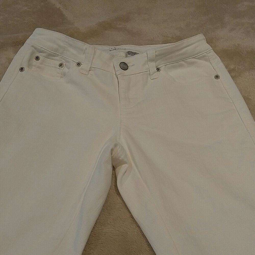 White Cache Jeans - Picture 5 of 5